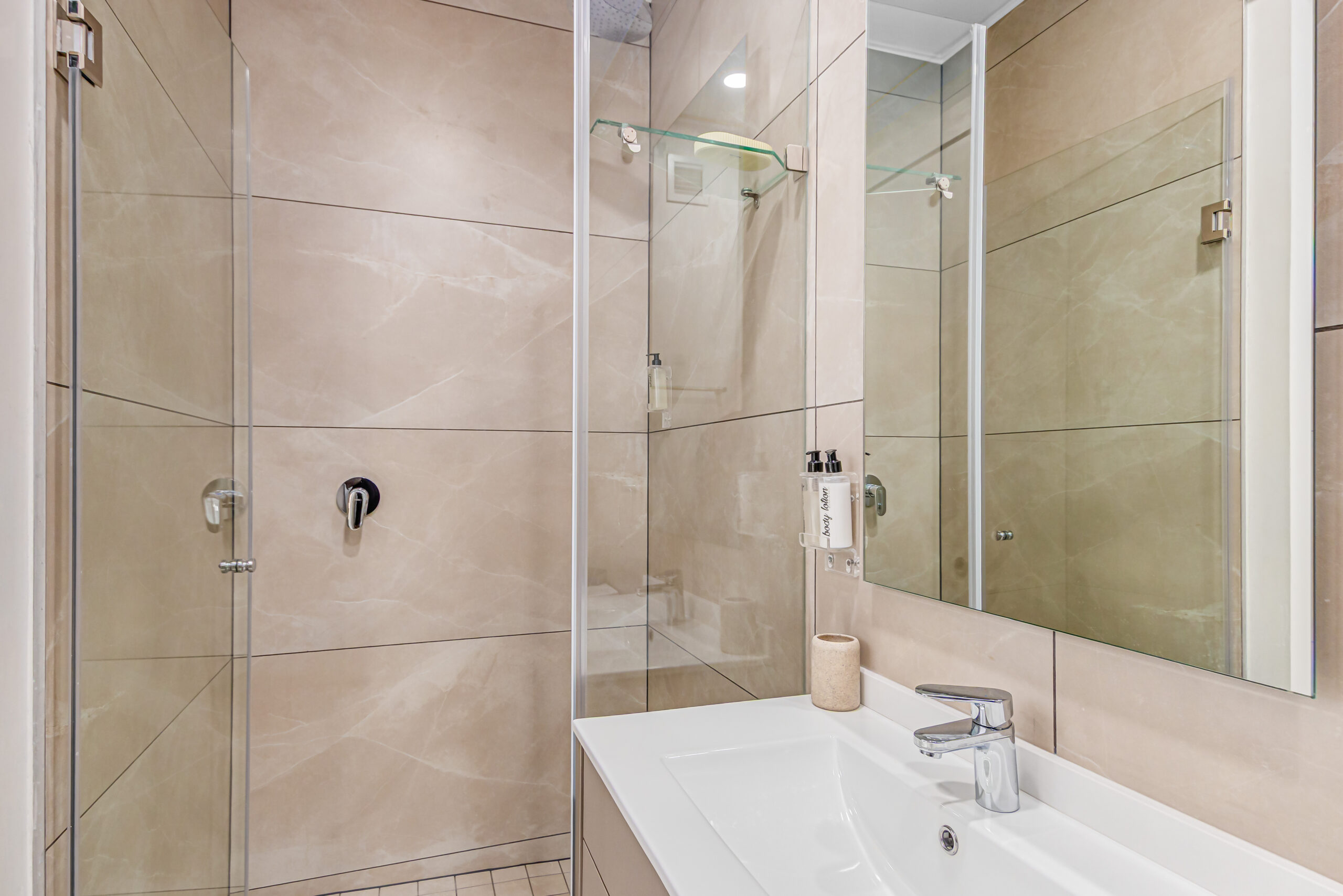 Unit-659-One-Rosebank-5-Copy-scaled.jpg